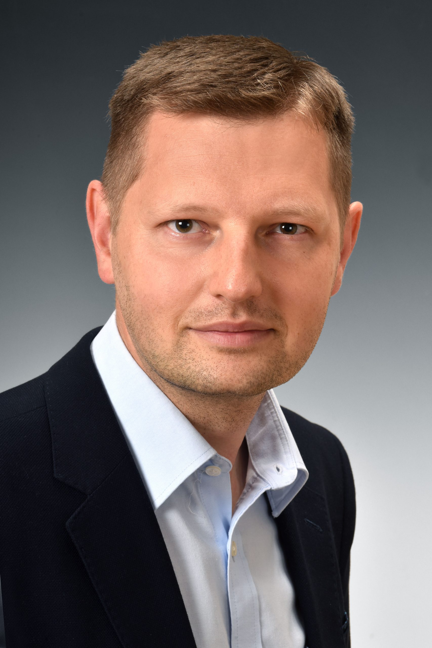  Peter Chlebák 